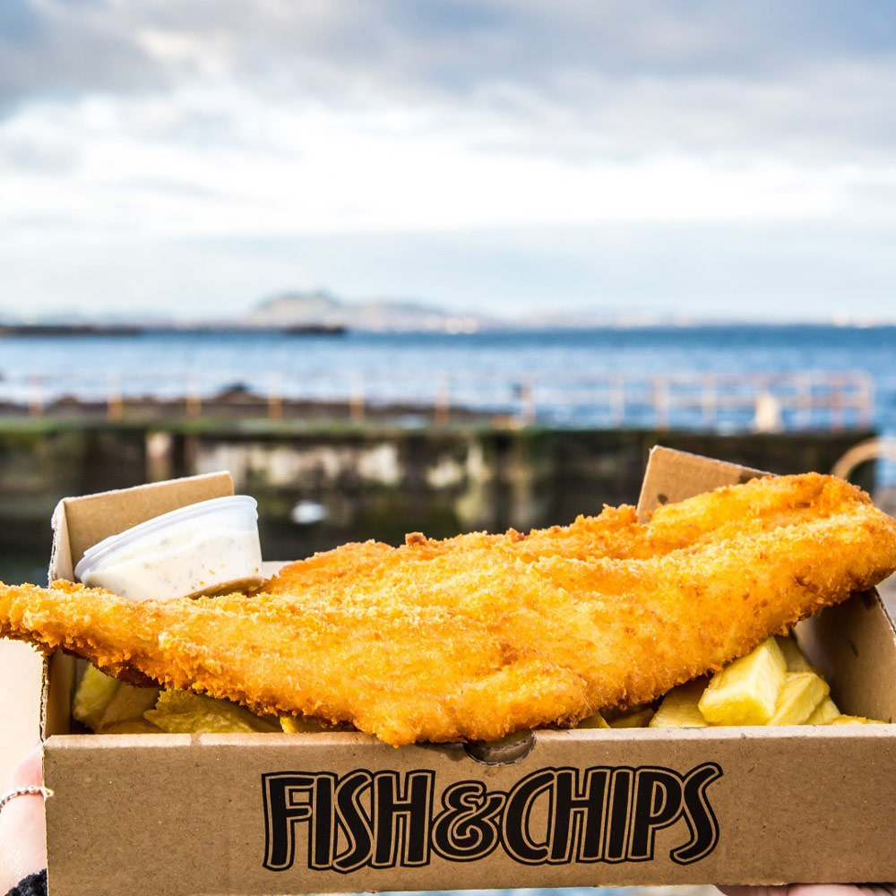 Bene’s crispy fish and chips with tasty Sauce. 